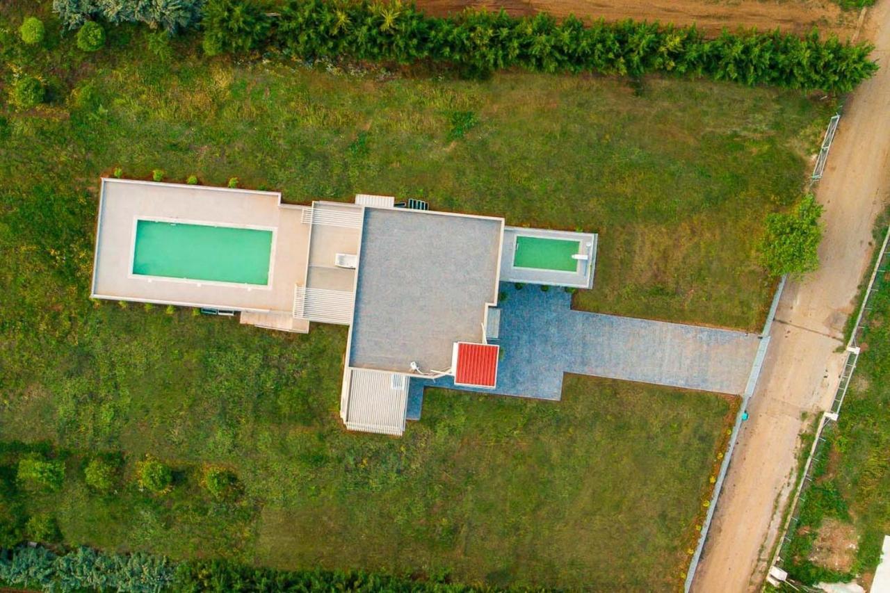 Io Luxury Pool & Hot Tub Suites Preveza Exteriér fotografie
