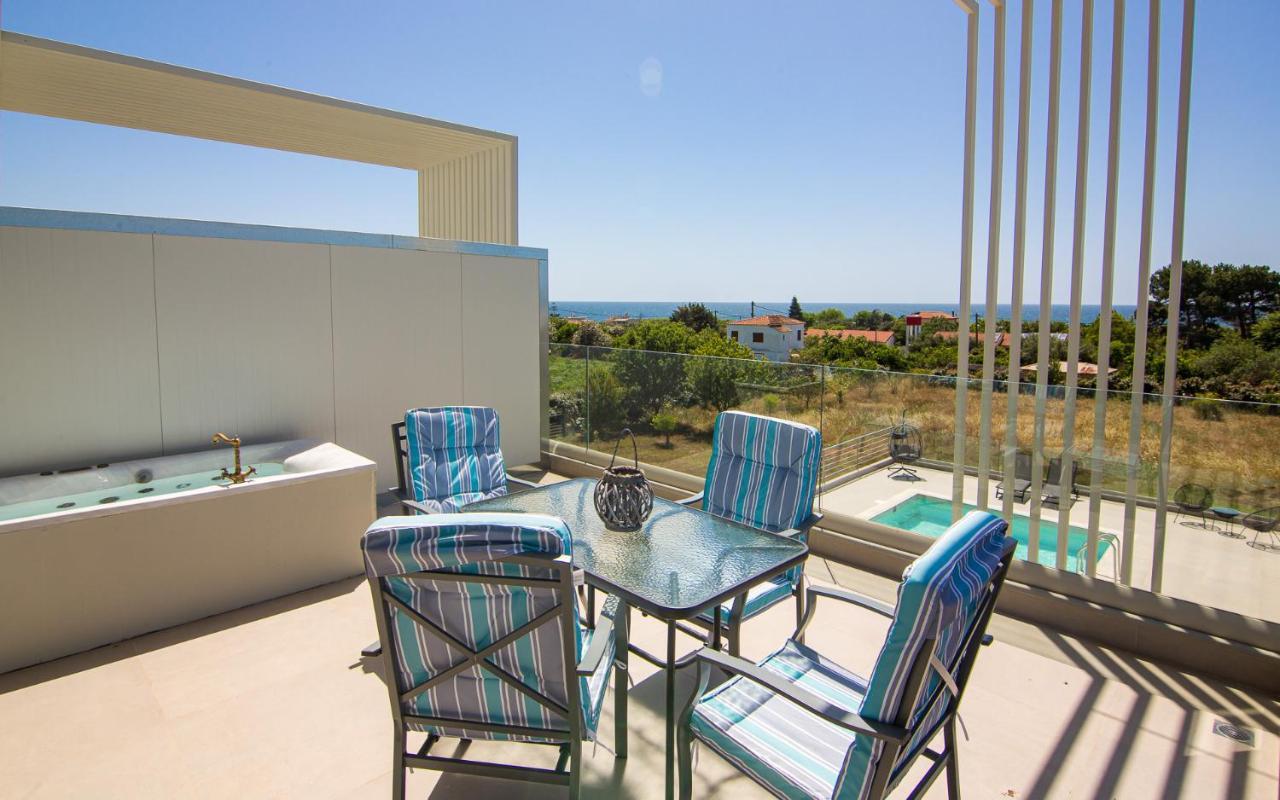 Io Luxury Pool & Hot Tub Suites Preveza Exteriér fotografie
