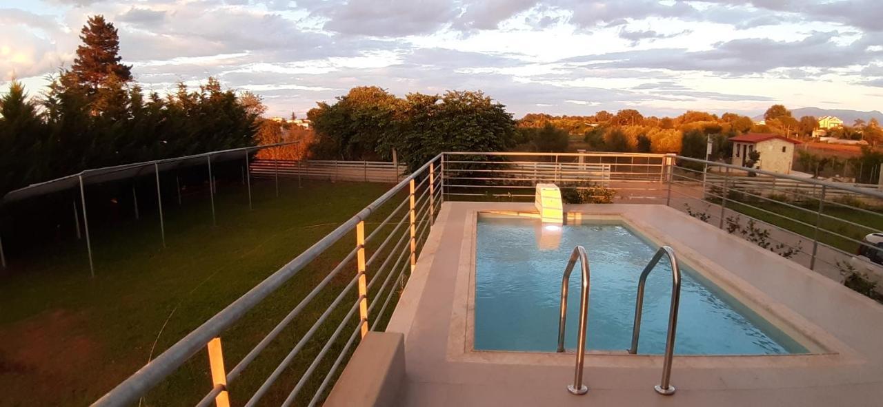 Io Luxury Pool & Hot Tub Suites Preveza Exteriér fotografie